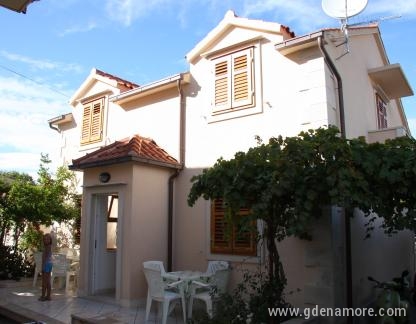 Appartement P&eacute;tra, logement privé à Brač, Croatie - Villa &amp;#34;PETRA&amp;#34;