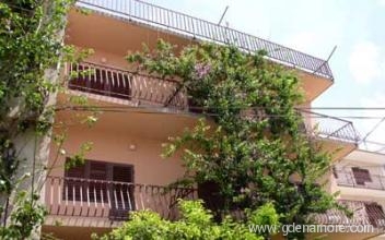 HOUSE JELAŠ, private accommodation in city Makarska, Croatia