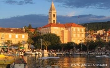 Apartments Supetar, private accommodation in city Supetar, Croatia