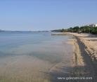 Апартамент Жилич, частни квартири в града Biograd, Хърватия