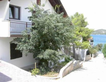Wohnung "Sibenik", Privatunterkunft im Ort Sibenik/Bilice, Kroatien