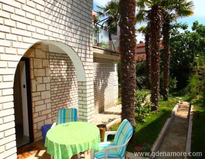 STUDIO - APARTMENT FOR 2 PERSONS, private accommodation in city Rovinj, Croatia