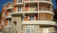 VIlla Alsa - apartmani !AKCIJA za SEPTEMBAR!, privatni sme&scaron;taj u mestu Petrovac, Crna Gora