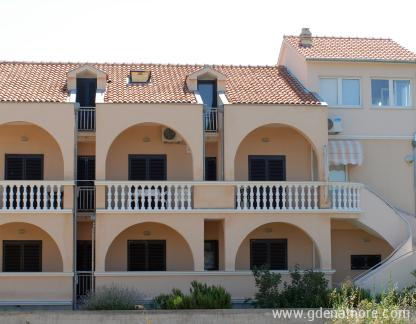 Leiligheter Botica, privat innkvartering i sted Vodice, Kroatia - Apartmani Botica