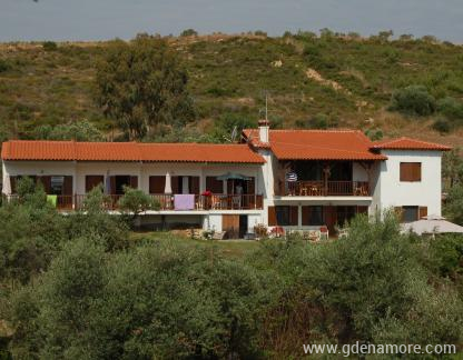 KORTIRI Studios , alloggi privati a Halkidiki, Grecia