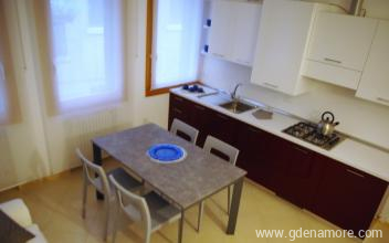 SINFONIA APARTMENT, zasebne nastanitve v mestu Venezia, Italijo