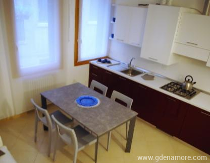 SINFONIA APARTMENT, Частный сектор жилья Venezia, Италия