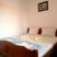 Apartments S - Seferovic, privatni sme&scaron;taj u mestu Dobre Vode, Crna Gora - Trokrevetni apartman