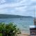 Apartmani Vujovic, &epsilon;&nu;&omicron;&iota;&kappa;&iota;&alpha;&zeta;ό&mu;&epsilon;&nu;&alpha; &delta;&omega;&mu;ά&tau;&iota;&alpha; &sigma;&tau;&omicron; &mu;έ&rho;&omicron;&sigmaf; Zelenika, Montenegro - silazak na plažu