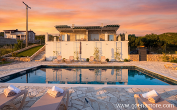 Villa Aurea, alojamiento privado en Krimovica, Montenegro