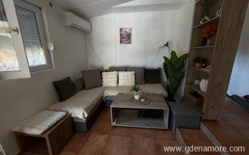 Cozy Home , Частный сектор жилья Будва, Черногория