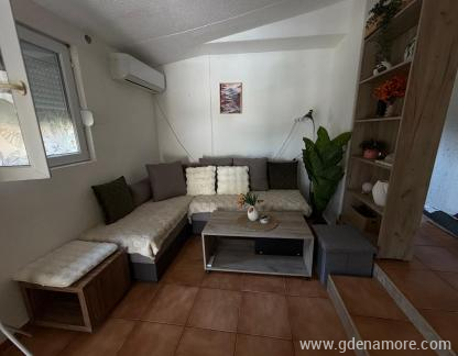 Cozy Home , private accommodation in city Budva, Montenegro - a7ba239e-d166-492b-a9bf-e6bb30a35ff2