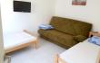 CETVOROKREVETNI APARTMAN BR.3 tu Appartamenti Anicic, alloggi privati a Kaludjerovina, Montenegro