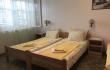 Studio A1  tu Appartamenti Kostic, alloggi privati a Herceg Novi, Montenegro