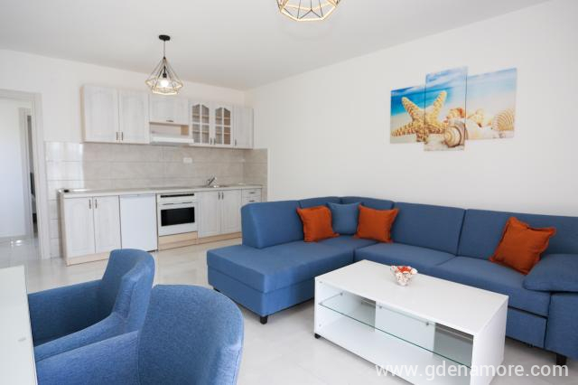 Apartman 3 i Leilighet Mimoza Baošići, privat innkvartering i sted Baošići, Montenegro