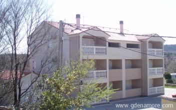 Apartamentos Silo-Krk, alojamiento privado en Krk &Scaron;ilo, Croacia