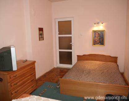 Top center - Festival &amp; Congress Centre, privatni sme&scaron;taj u mestu Varna, Bugarska - Хол