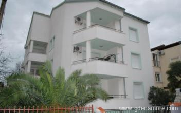 &Delta;&iota;&alpha;&mu;έ&rho;&iota;&sigma;&mu;&alpha; ADRIANA -A1 Biograd, &epsilon;&nu;&omicron;&iota;&kappa;&iota;&alpha;&zeta;ό&mu;&epsilon;&nu;&alpha; &delta;&omega;&mu;ά&tau;&iota;&alpha; &sigma;&tau;&omicron; &mu;έ&rho;&omicron;&sigmaf; Biograd, Croatia