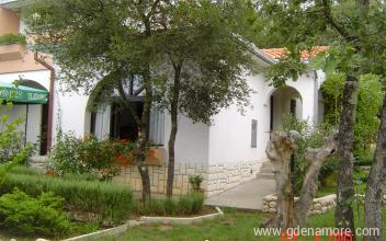 Apartamentos B&aacute;rbara, alojamiento privado en Krk Pinezići, Croacia