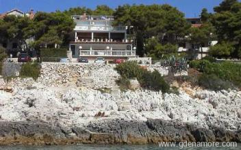 Studio apartmaji Violando, zasebne nastanitve v mestu Hvar, Hrva&scaron;ka