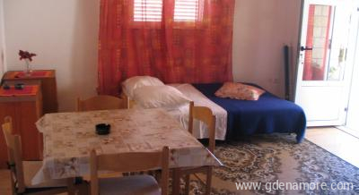 Leiligheter Filipovic, privat innkvartering i sted Makarska, Kroatia
