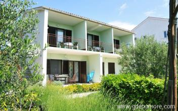 Apartments Simunic, private accommodation in city Krk, Croatia