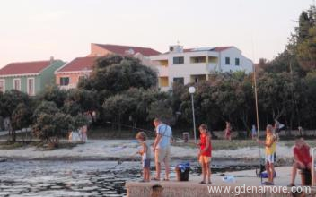 ANITA Apartments - Petrcane Punta Skala, &epsilon;&nu;&omicron;&iota;&kappa;&iota;&alpha;&zeta;ό&mu;&epsilon;&nu;&alpha; &delta;&omega;&mu;ά&tau;&iota;&alpha; &sigma;&tau;&omicron; &mu;έ&rho;&omicron;&sigmaf; Petrčane, Croatia