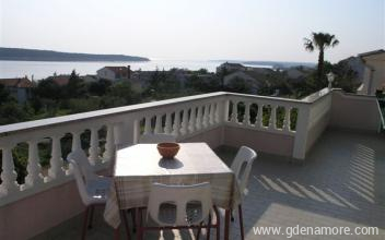 apar.DEBELIĆ, privatni sme&scaron;taj u mestu Rab, Hrvatska