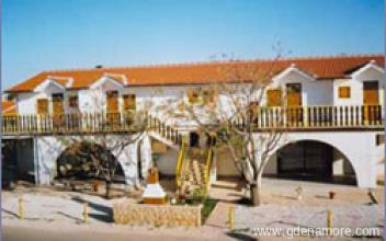 Leiligheter Pogačić, privat innkvartering i sted Vir, Kroatia