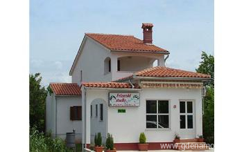 Apartments Marina, private accommodation in city Fažana, Croatia